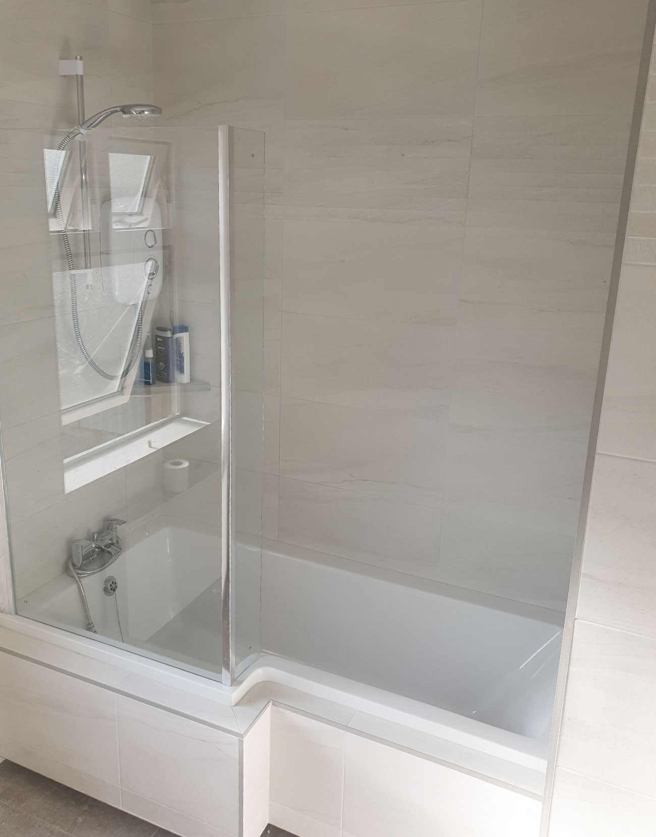 Blog post bathroom 00