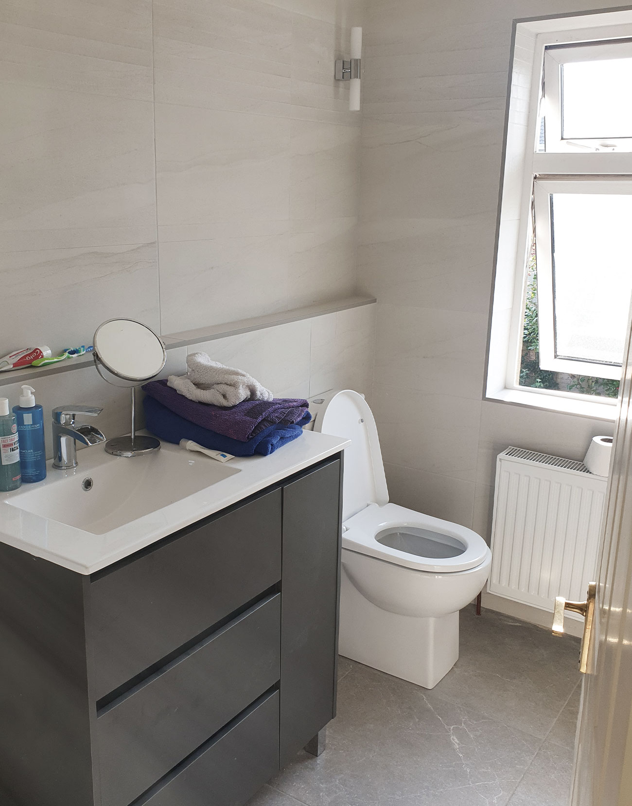 Blog post bathroom 01